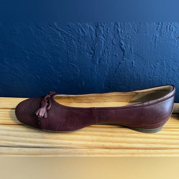 ECCO Women’s Burgundy Leather Ballet Flats Angel Bow Size 41 / 9.5-10 US - Picture 8 of 9
